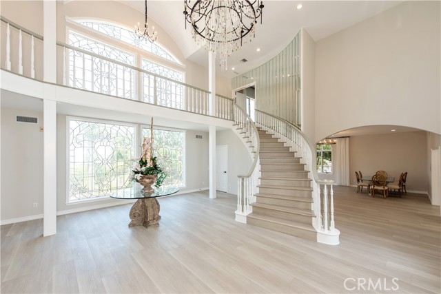 2836 N Kingsgate Drive, Orange CA: https://media.crmls.org/medias/fe8ee06d-f9f6-4a8c-b48d-c512ca03e299.jpg