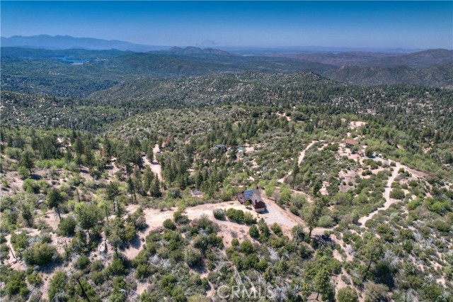 Detail Gallery Image 69 of 75 For 175 N Trails End Rd, Green Valley Lake,  CA 92341 - 5 Beds | 2 Baths