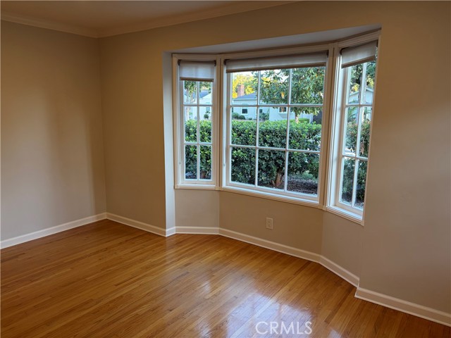 Detail Gallery Image 8 of 15 For 851 Graynold, Glendale,  CA 91202 - 2 Beds | 1 Baths