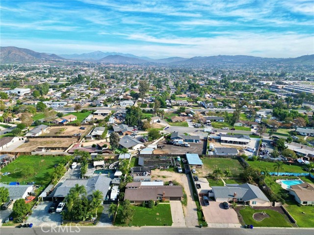 Detail Gallery Image 32 of 32 For 4496 Shetland Ln, Jurupa Valley,  CA 92509 - 3 Beds | 2 Baths