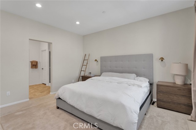 5604 Altamura Way, Fontana CA: https://media.crmls.org/medias/fe90ba38-15e6-4754-b69e-6061b9a4ef80.jpg