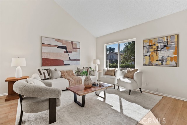 Detail Gallery Image 9 of 55 For 12547 Yosemite, Cerritos,  CA 90703 - 4 Beds | 3 Baths