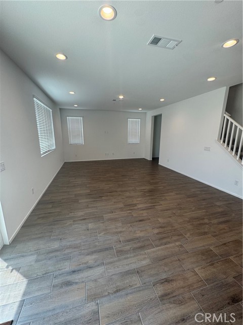 Detail Gallery Image 13 of 39 For 401 Mistyblue Ct, Hemet,  CA 92543 - 4 Beds | 3 Baths