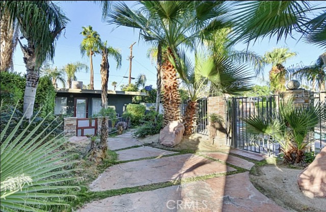 Detail Gallery Image 15 of 24 For 920 E Chuckwalla Rd, Palm Springs,  CA 92262 - 2 Beds | 1 Baths