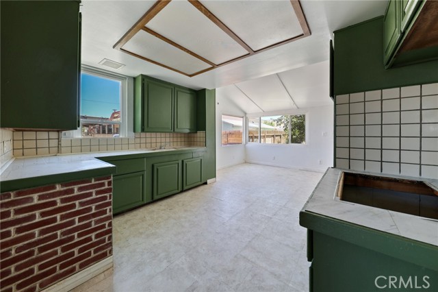 Detail Gallery Image 9 of 48 For 7812 Pearblossom, Littlerock,  CA 93543 - 3 Beds | 1 Baths