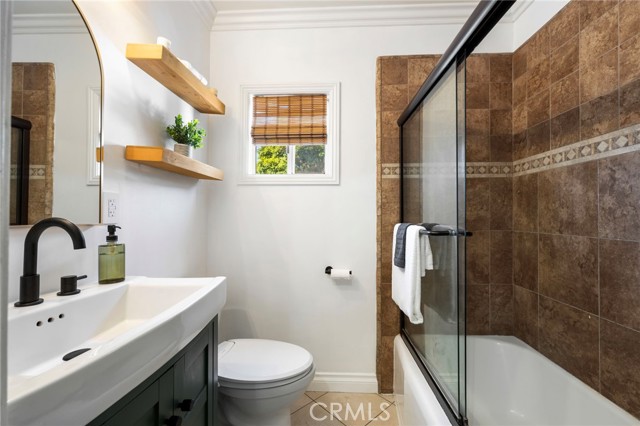 3763 Hackett Avenue photo 20
