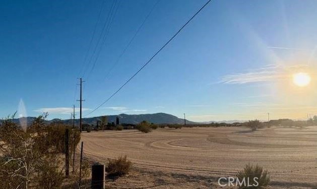 Front Image Thumbnail for CRHD26082538