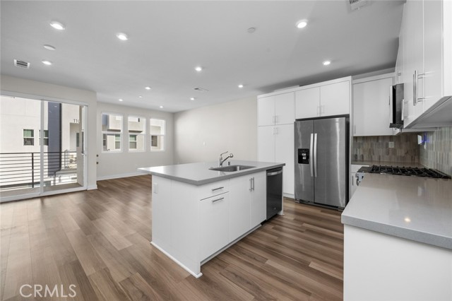 Detail Gallery Image 9 of 52 For 1206 W Cara, Anaheim,  CA 92805 - 2 Beds | 2/1 Baths