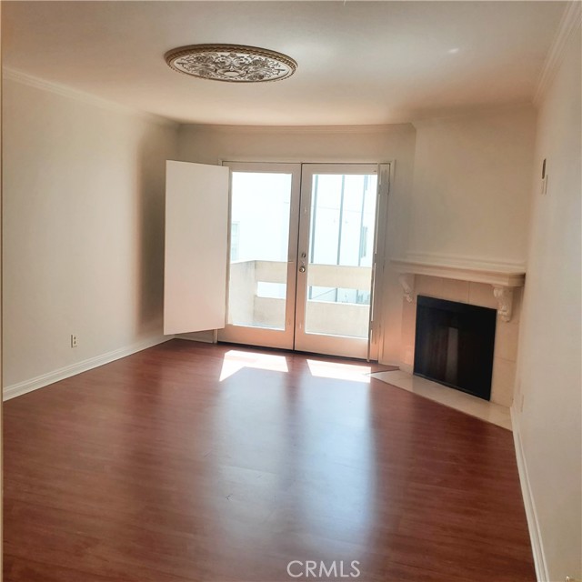 Detail Gallery Image 12 of 21 For 4415 Saugus Ave #207,  Sherman Oaks,  CA 91403 - 2 Beds | 2 Baths