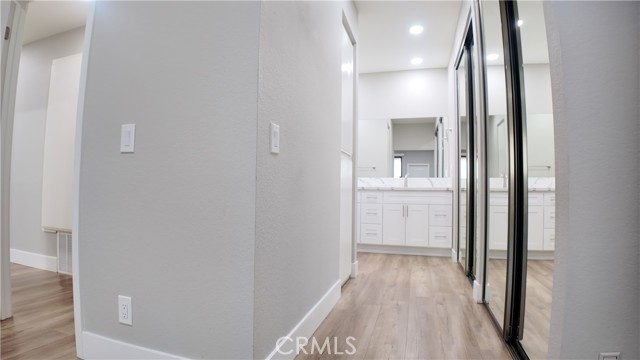 Detail Gallery Image 26 of 33 For 580 N Brea Bld #31,  Brea,  CA 92821 - 2 Beds | 2 Baths