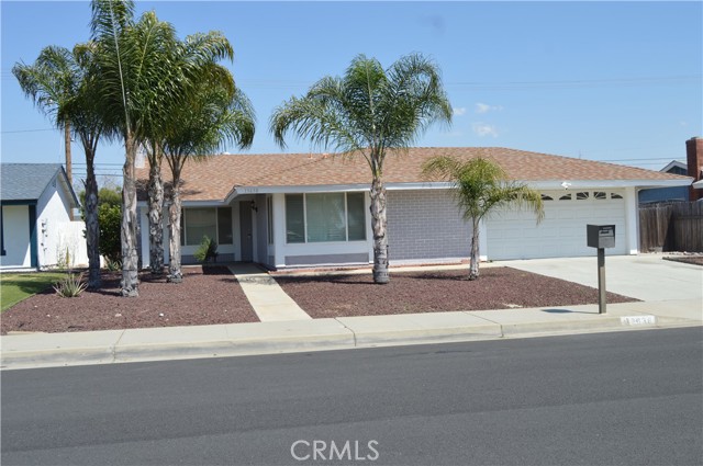 Detail Gallery Image 2 of 43 For 13638 Persimmon Rd, Moreno Valley,  CA 92553 - 4 Beds | 2 Baths