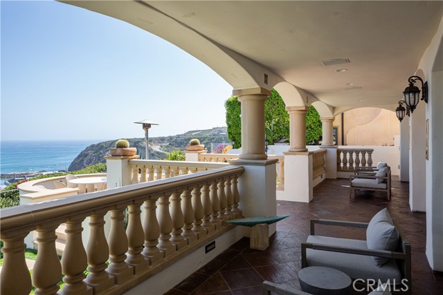 24352 Santa Clara Ave, Dana Point CA: https://media.crmls.org/medias/fe943268-4bbd-4518-a99d-9ee411283e57.jpg