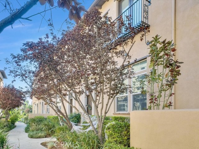 Detail Gallery Image 2 of 55 For 4440 Owens St #104,  Corona,  CA 92883 - 3 Beds | 2/1 Baths