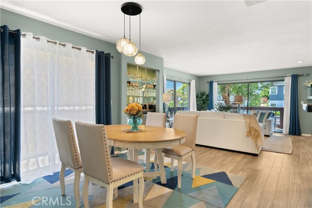 1425 E 2nd Street, Long Beach CA: https://media.crmls.org/medias/fe94382e-e1af-4e37-97e2-a71f60fa7aec.jpg