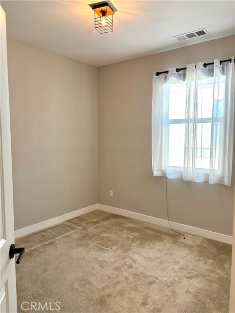 Detail Gallery Image 7 of 23 For 645 W Foothill Bld #10,  Glendora,  CA 91741 - 3 Beds | 2/2 Baths