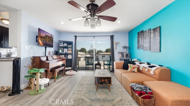 Detail Gallery Image 9 of 27 For 400 N Acacia #D35,  Fullerton,  CA 92831 - 1 Beds | 1 Baths