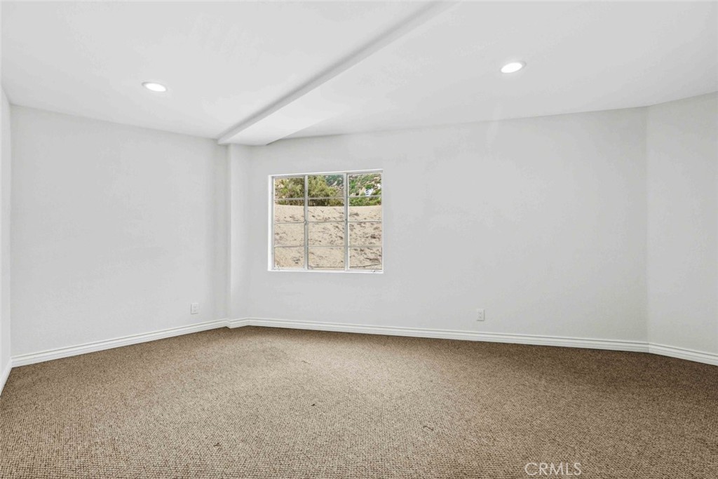 MLS #GD26146219 image #31