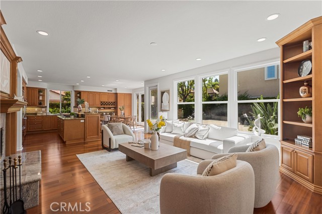 Detail Gallery Image 20 of 66 For 16 Spring Grv, Irvine,  CA 92620 - 5 Beds | 3/1 Baths