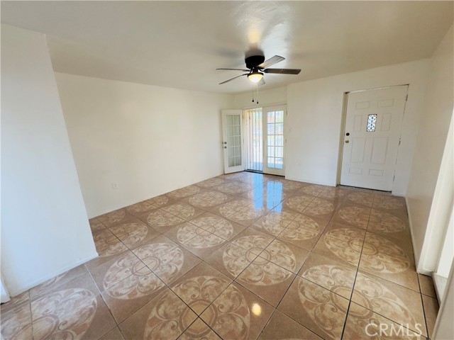 4127 Maris Avenue, Pico Rivera CA: https://media.crmls.org/medias/fe9616ff-1d01-44a4-9a90-41ed9940f26f.jpg