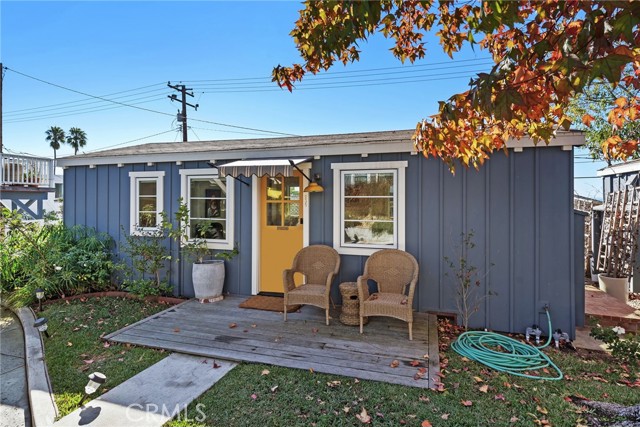 235 Cajon Street, Laguna Beach CA: https://media.crmls.org/medias/fe965bc8-8174-4226-9ae1-8eef6f0f9427.jpg