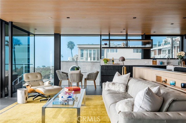 4320 The Strand, Manhattan Beach CA: https://media.crmls.org/medias/fe96ffe3-73cd-4734-b435-ff4678dc9b83.jpg