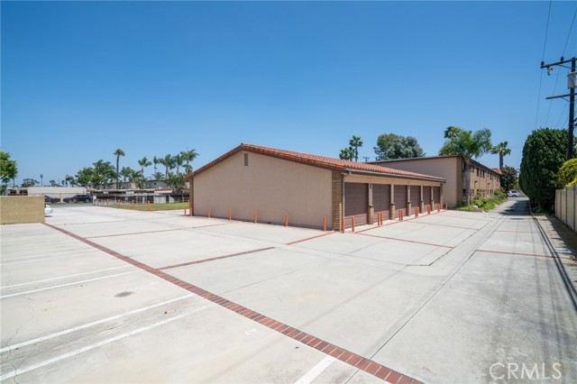 14231 Springdale Street, Westminster CA: https://media.crmls.org/medias/fe975eed-695e-48d2-956f-dc85162d4b42.jpg