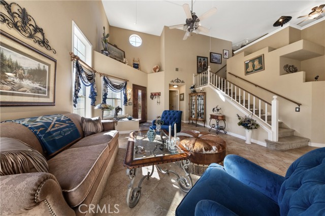 Detail Gallery Image 10 of 68 For 40296 via Estrada, Murrieta,  CA 92562 - 3 Beds | 2/1 Baths