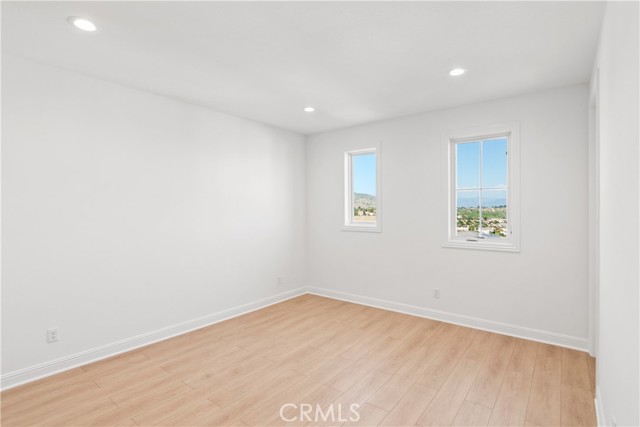 Detail Gallery Image 20 of 49 For 20120 W Marlow Ln, Porter Ranch,  CA 91326 - 5 Beds | 5/1 Baths