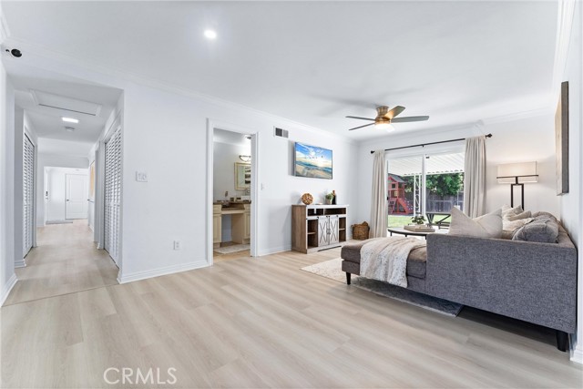 Detail Gallery Image 25 of 39 For 200 Friar Pl, Fullerton,  CA 92835 - 4 Beds | 3 Baths