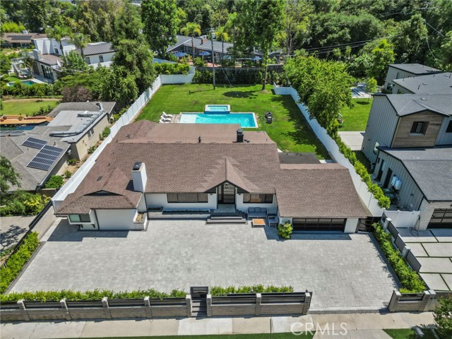 16810 Adlon Road, Encino CA: https://media.crmls.org/medias/fe9a3f48-2e82-4e12-ba0f-7240a3d82a22.jpg