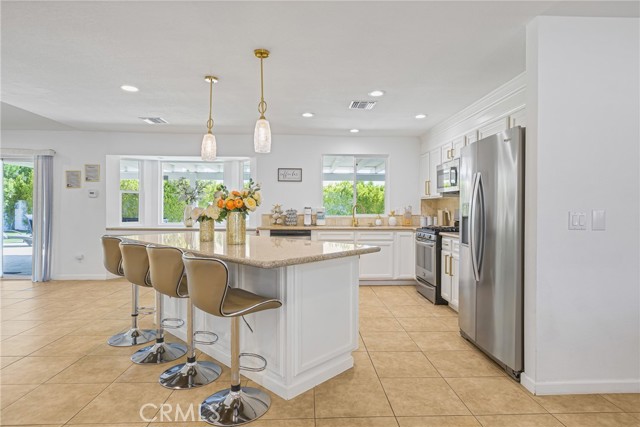 2230 N Volturno Road, Palm Springs CA: https://media.crmls.org/medias/fe9b237a-9b46-4658-8bbb-0bb63ee284be.jpg
