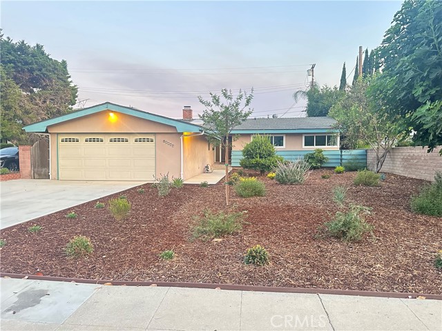 Detail Gallery Image 1 of 32 For 18644 Liggett St, Northridge,  CA 91324 - 3 Beds | 2 Baths