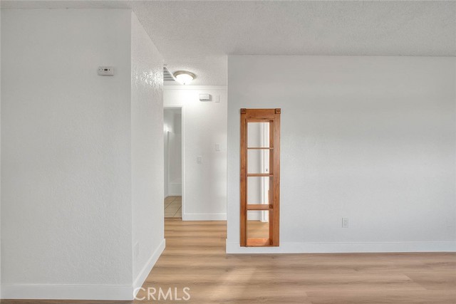 Detail Gallery Image 12 of 29 For 22133 Thunderbird, Apple Valley,  CA 92307 - 2 Beds | 1 Baths