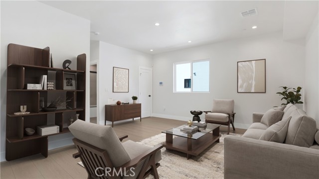Detail Gallery Image 13 of 38 For 1213 N. Kingsley Dr #1213 1/2,  Los Angeles,  CA 90029 - 4 Beds | 4 Baths