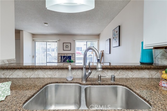 Detail Gallery Image 24 of 59 For 7302 Bright Ave #B,  Whittier,  CA 90602 - 2 Beds | 3 Baths