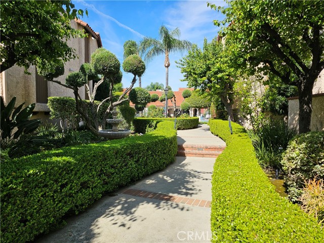 Detail Gallery Image 58 of 69 For 1711 Grismer Ave #52,  Burbank,  CA 91504 - 3 Beds | 3 Baths