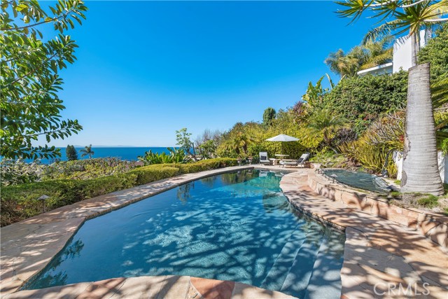 Detail Gallery Image 31 of 57 For 875 Coast View Dr, Laguna Beach,  CA 92651 - 4 Beds | 2 Baths