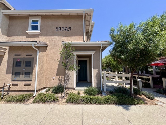 28385 Oriole Way, Murrieta CA: https://media.crmls.org/medias/fe9cd3a2-c072-4ef3-80a0-8afde9239ac1.jpg