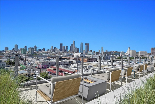 Detail Gallery Image 46 of 56 For 530 S Hewitt St #146,  Los Angeles,  CA 90013 - 2 Beds | 2 Baths
