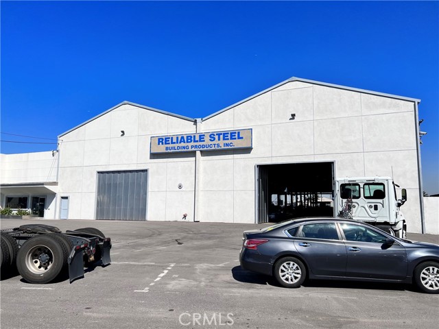 9301 Rayo Avenue, South Gate, California 90280, ,Commercial Lease,For Rent,9301 Rayo Avenue,CRDW24058809