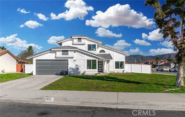 Detail Gallery Image 1 of 1 For 1032 W La Gloria Dr, Rialto,  CA 92377 - 4 Beds | 2/1 Baths