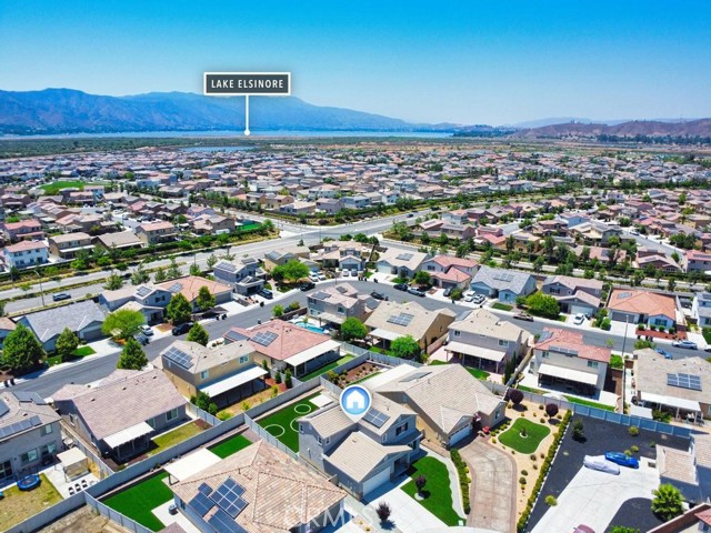 29305 Catalpa, Lake Elsinore CA: https://media.crmls.org/medias/fe9de4d0-9d1f-4e51-8f22-eed557d5fe99.jpg