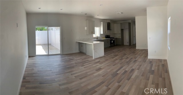 Front Image Thumbnail for CRSR25250040