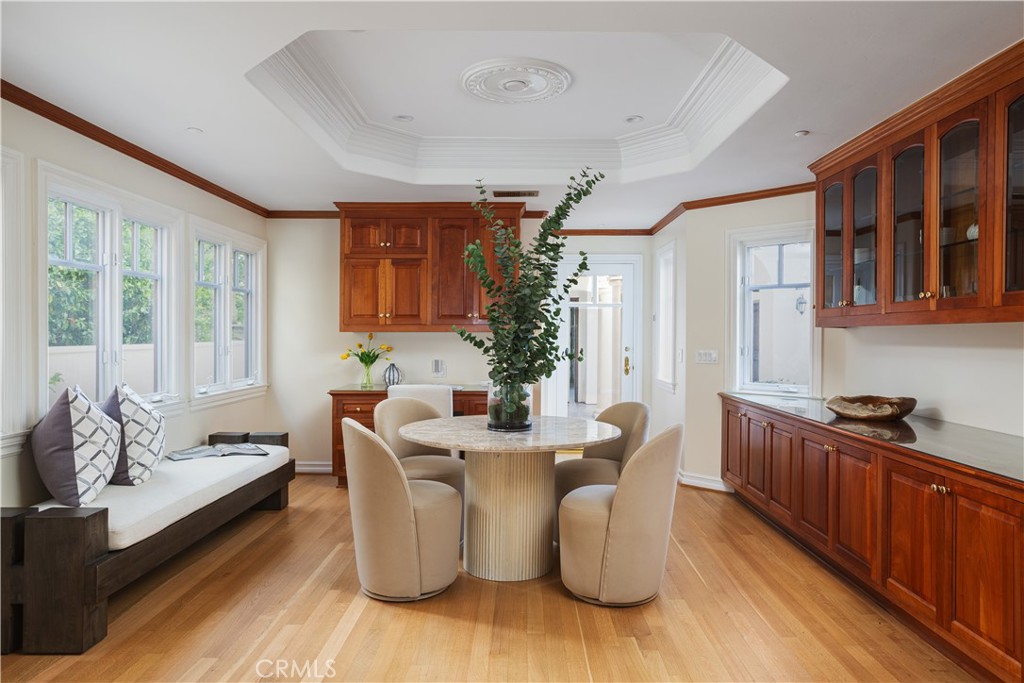 Fe9f1e40 700d 4999 Bd85 F48818e96521