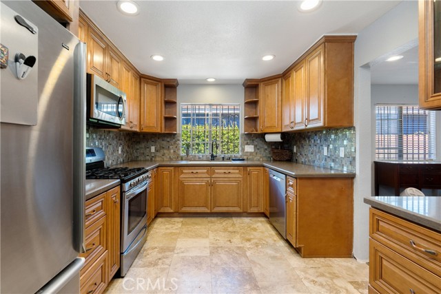 11905 Freeman, Hawthorne CA: https://media.crmls.org/medias/fe9f4a99-cdf8-485c-a441-dafb5a474437.jpg