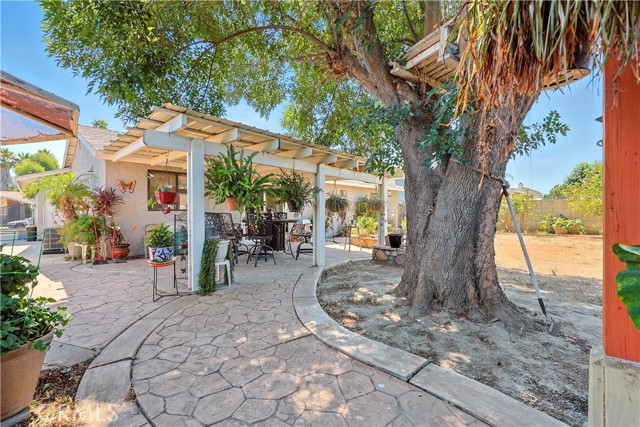 769 Harding, Hemet CA: https://media.crmls.org/medias/fe9f6722-dab6-4822-bd2d-2e55aa263f5b.jpg