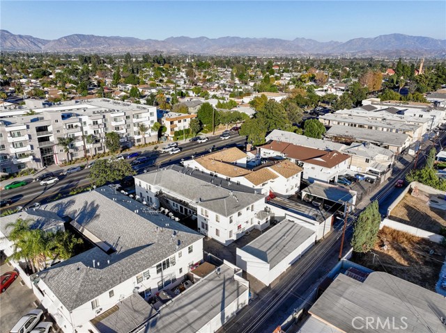 14324 Roscoe Boulevard, Panorama City CA: https://media.crmls.org/medias/fe9f771b-4c9b-496f-9528-4c2d46aa77b2.jpg