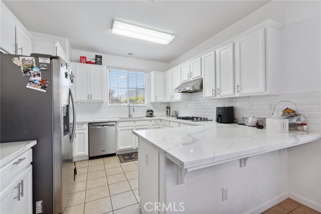 5529 N Valdez, Fresno CA: https://media.crmls.org/medias/fea00f8c-eaad-499f-a784-47114a50fd77.jpg