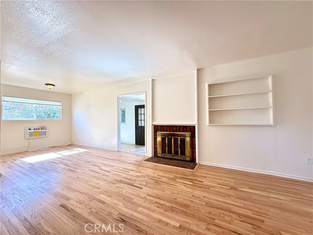 Detail Gallery Image 7 of 39 For 1365 Jenner St, Lancaster,  CA 93534 - 3 Beds | 2 Baths