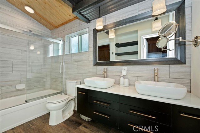 23463 The Blind Trail, Crestline, CA 92325